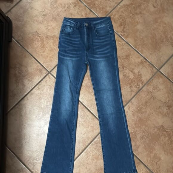 Tik tok Jeans - Picture 3 of 4